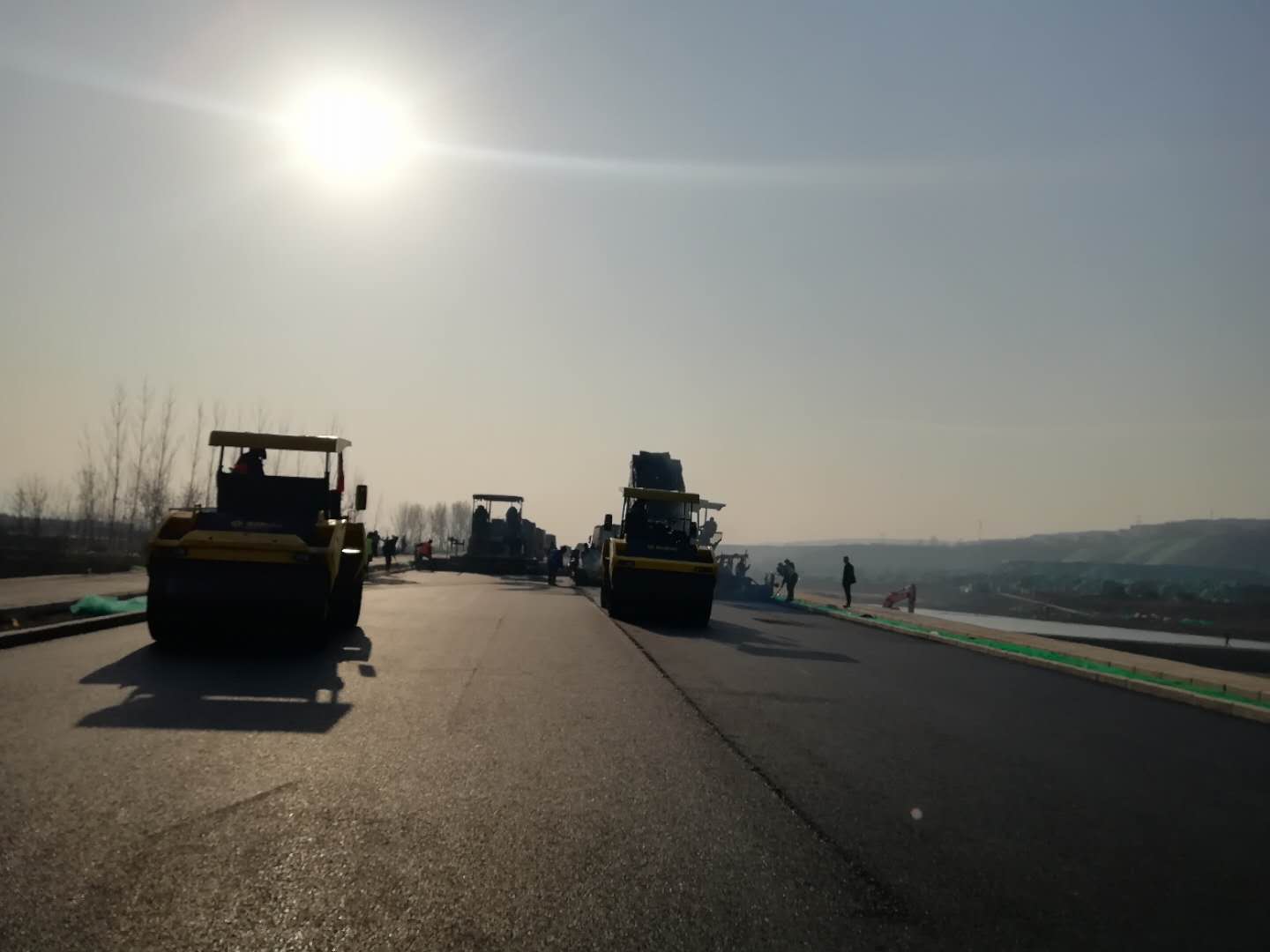 河堤路